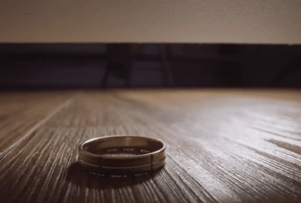 spiritual meaning of losing a ring